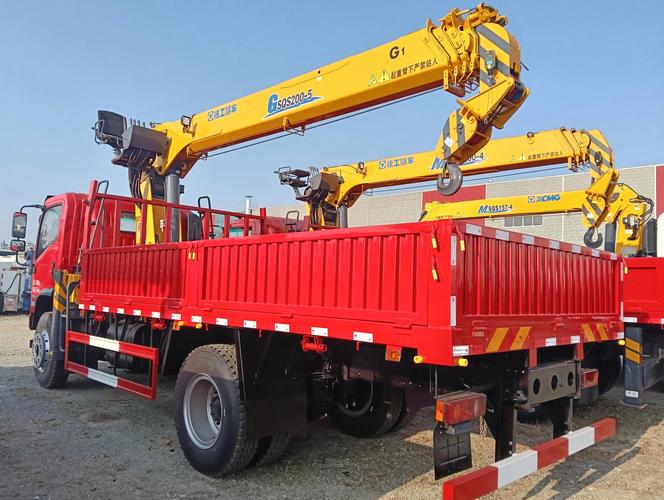 東風隨車吊搭載徐工8噸5節臂，21米舉升高度展現卓越性能